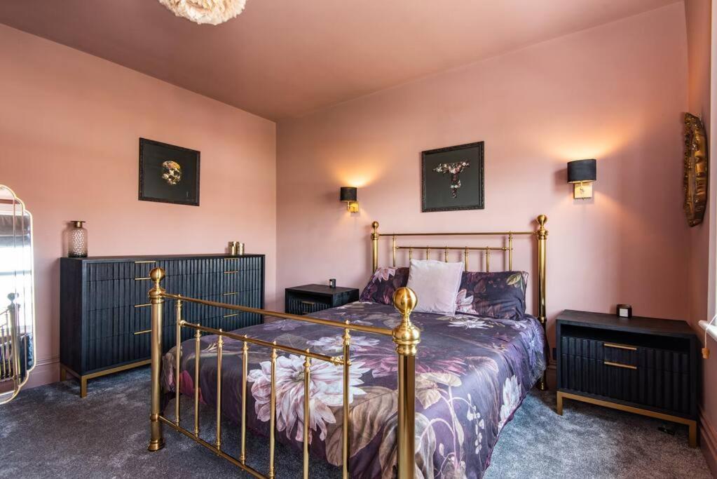 Villa Newly Renovated Victorian House With Free Parking Hove Exterior foto